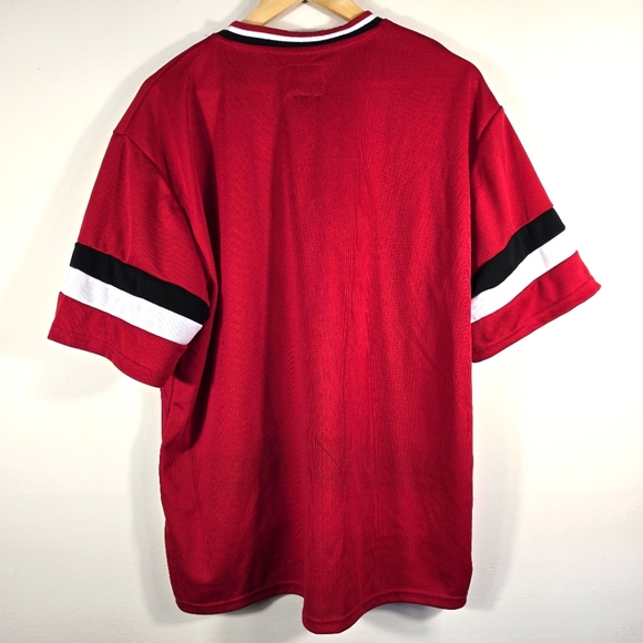 Red Canada Hockey Jersey - Picture 2 of 5